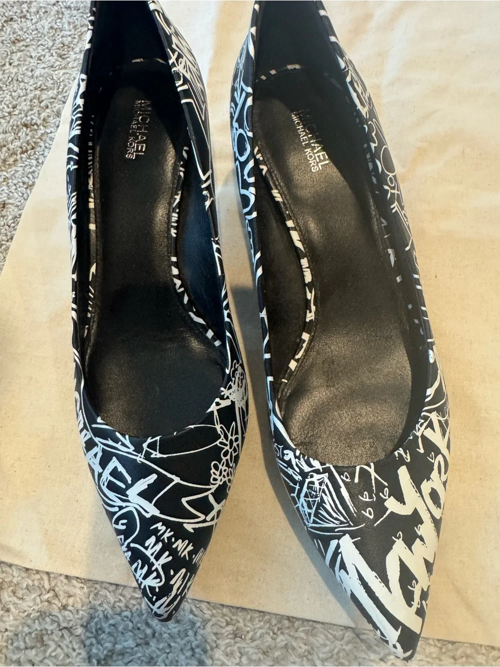 Michael Kors Black & White Graphic Pointed-Toe Pumps